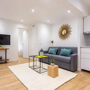 Cmg Montmartre - Cottages Parijs